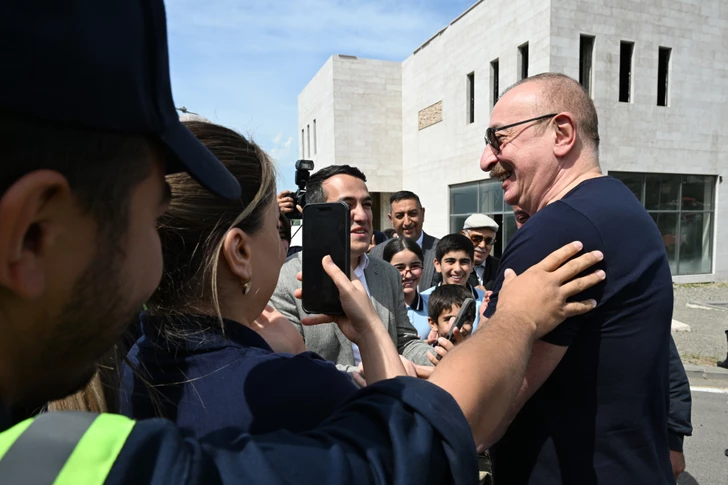 Media.az - Новости Азербайджана - Президент Ильхам Алиев встретился с жителями города Лачын