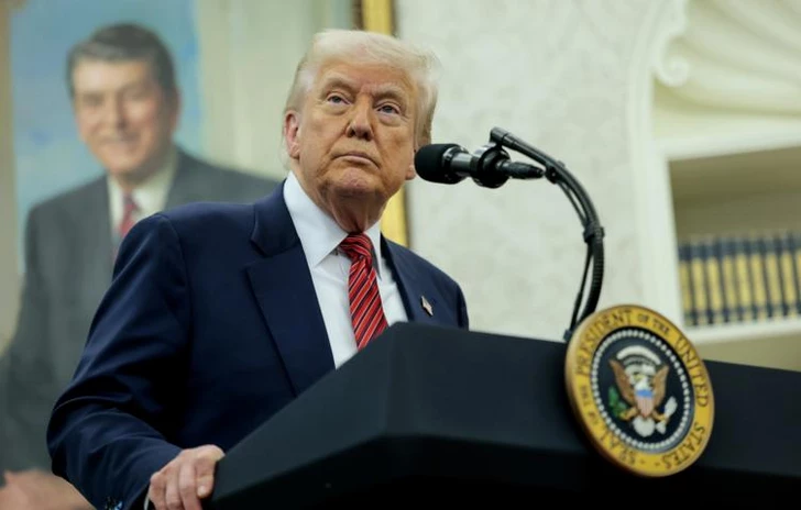 Трамп запретит въезд в США гражданам 12 стран
