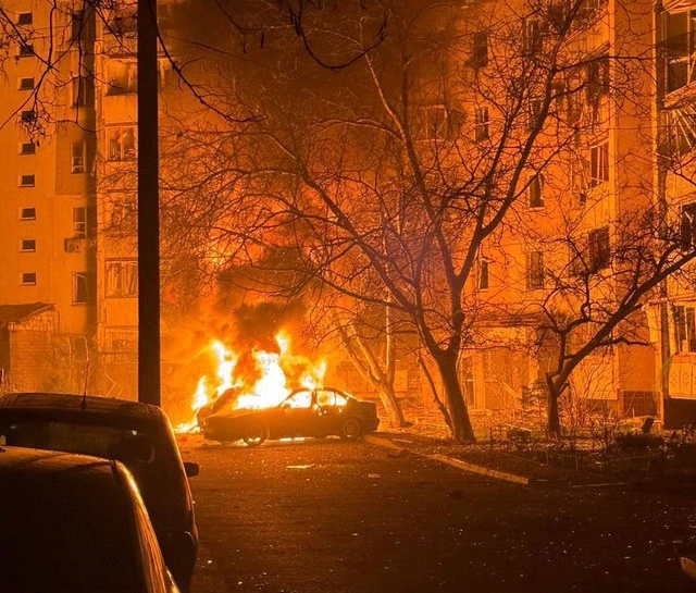 Media.az - Новости Азербайджана - Ночной обмен ударами дронов: в Туапсе загорелся НПЗ, в Одессе повреждены жилые дома, есть раненые