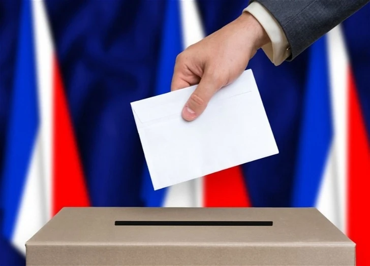 Во Франции началось голосование на досрочных выборах в Нацсобрание