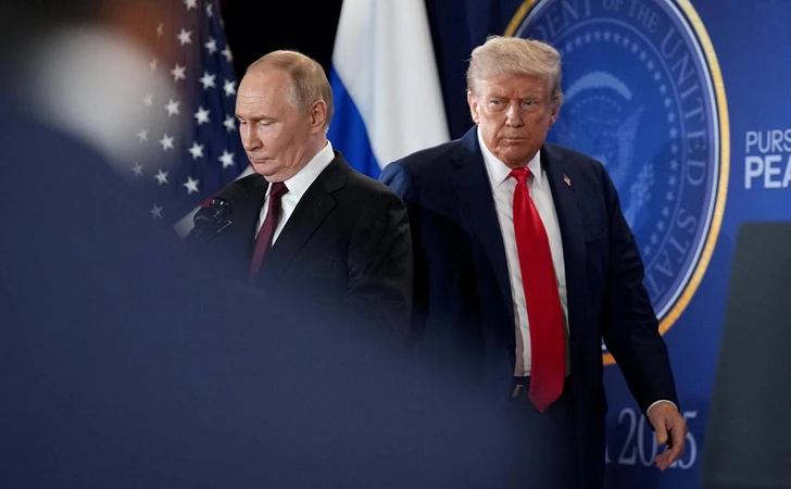 ЕС уточнил санкции против России: нет запрета на поездки Путина и Лаврова