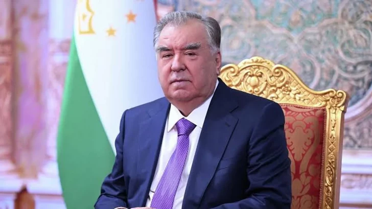 Президент Таджикистана вылетел в Азербайджан для участия в саммите СВМДА
