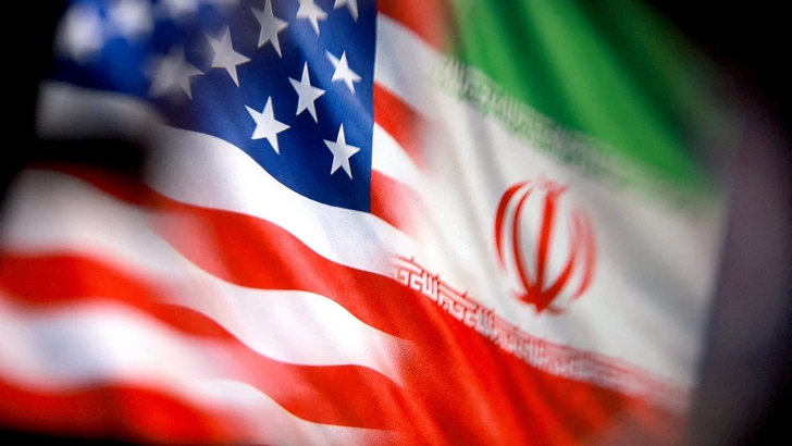 Катар призвал США и Иран наладить горячую линию для безопасности в Ормузском проливе