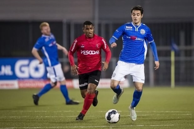 Азербайджанский футболист сменил клуб в Голландии