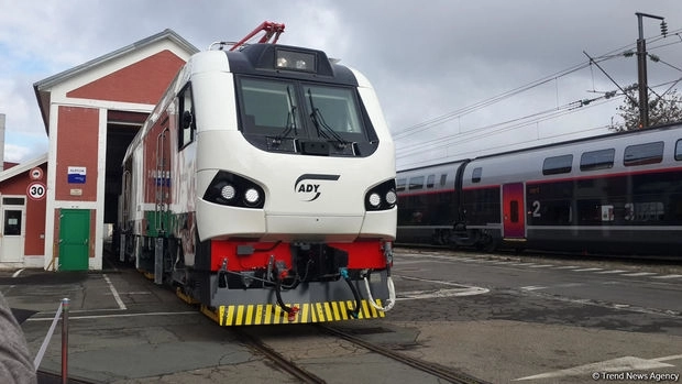 В Азербайджан доставлены скоростные локомотивы – ВИДЕО