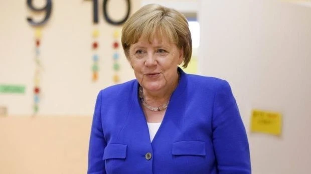 Меркель обсудит Карабах
