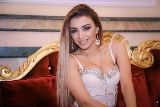 Фотография азербайджанской танцовщицы спровоцировала скандал