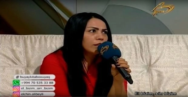 Азербайджанская поэтесса: Я боюсь покрытых женщин - ВИДЕО