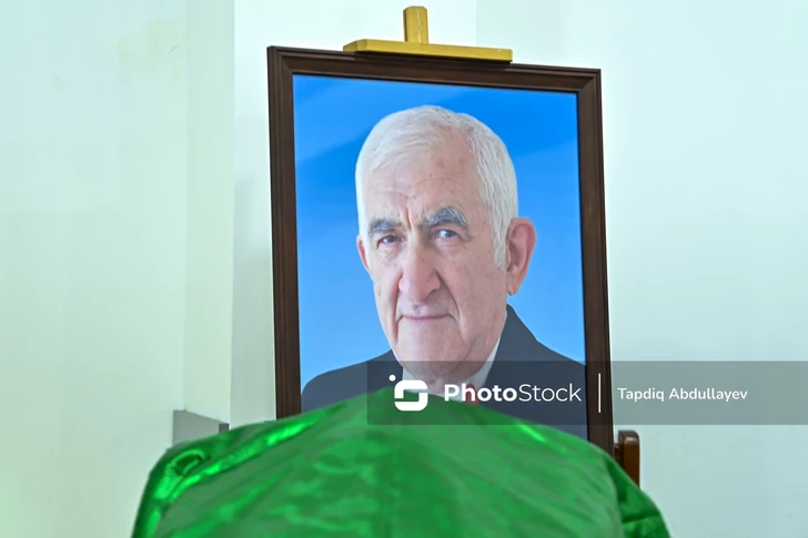 Media.az - Новости Азербайджана - В Баку проходит церемония прощания с народным артистом Тофигом Бакихановым