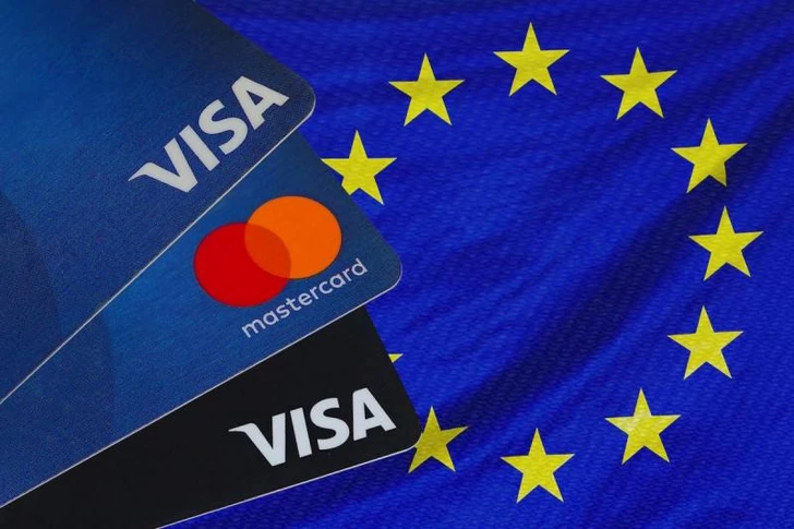 Европа под угрозой: зависимость от Visa и Mastercard может стать оружием США