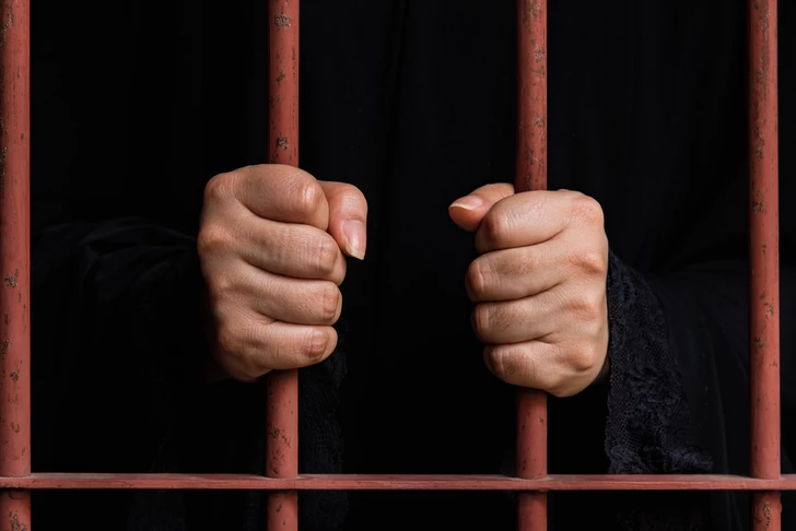 Судьба детей осужденных матерей в Азербайджане: закон и практика