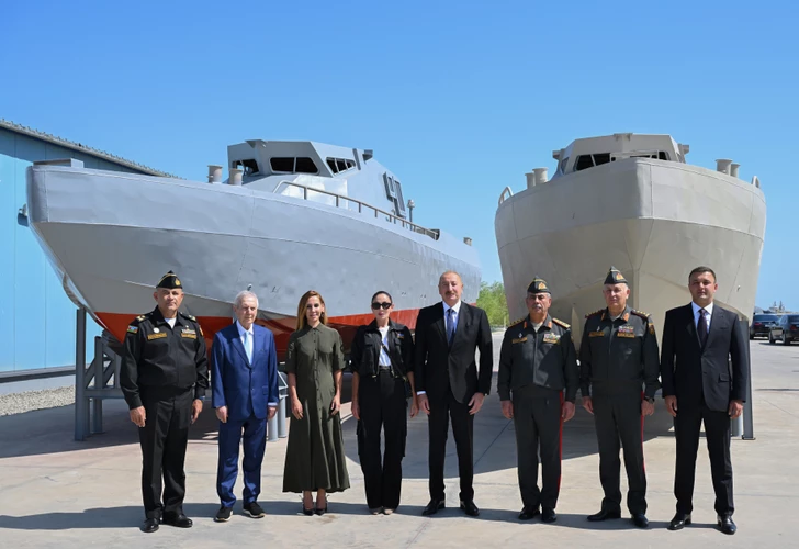 Media.az - Новости Азербайджана - Президент Ильхам Алиев посетил Военно-морские силы