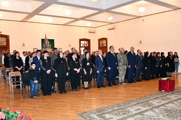 Media.az - Новости Азербайджана - В Азербайджане почтили память шехидов Отечественной войны