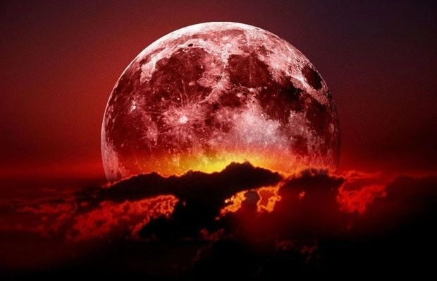 Жители Земли наблюдают «кровавую Луну» – ВИДЕО