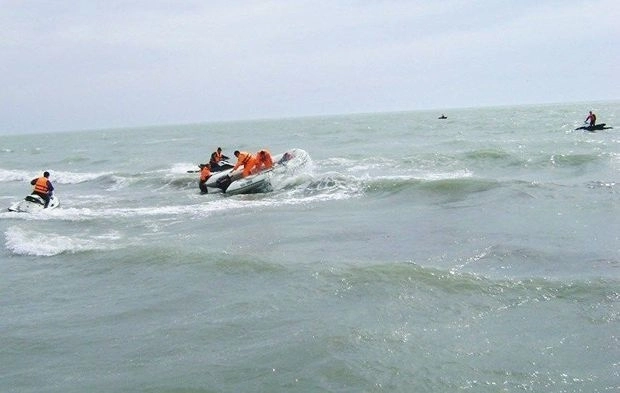 В Баку в море утонул человек: Двое спасены