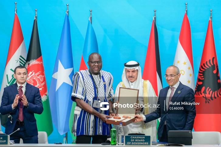 Азербайджан передал полномочия председателя Совета управляющих IsDB Буркина-Фасо