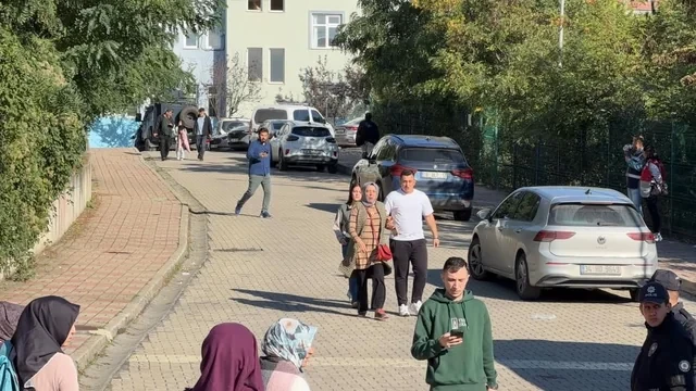 Media.az - Новости Азербайджана - Нападение с ножом в школе Стамбула: 15-летняя ученица ранила восемь сверстниц