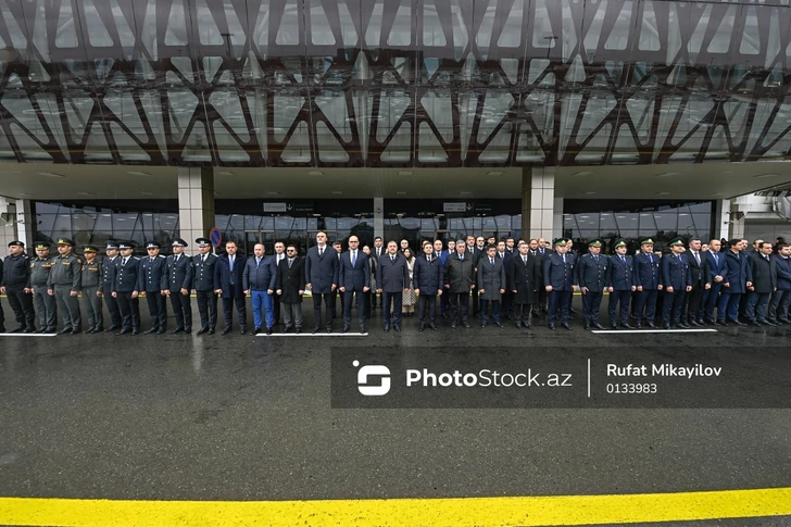 Аэропорт Гейдар Алиев вспоминает погибших рейса J2-8243