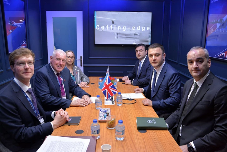 Media.az - Новости Азербайджана - Азербайджанская делегация провела серию стратегических встреч на оборонной выставке в Турции
