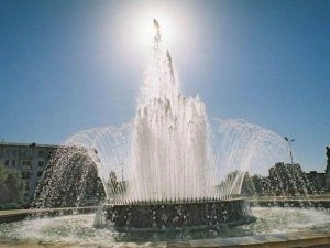 В Баку в парке украли фонтанные чаши