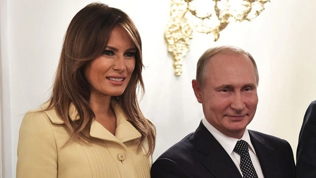 Меланья Трамп изменилась в лице после рукопожатия с Путиным – ВИДЕО