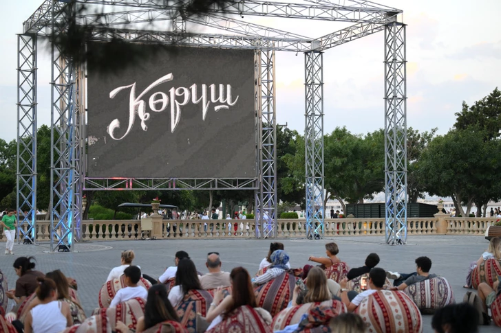 Стартовал новый проект «Киновечер на бульваре»