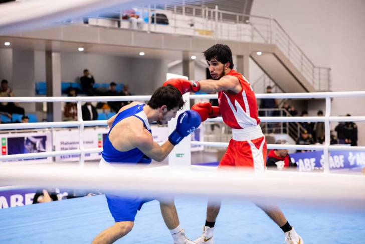 Состоялись поединки 1/8 финала чемпионата Азербайджана по боксу