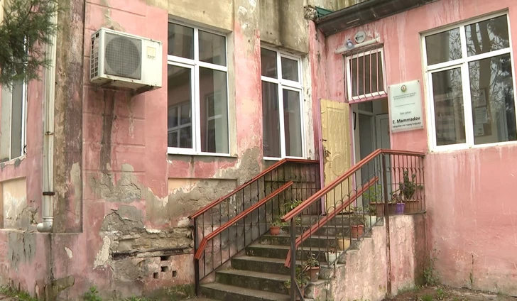 Здание детского сада 1935 года постройки в Баку нуждается в капитальном ремонте