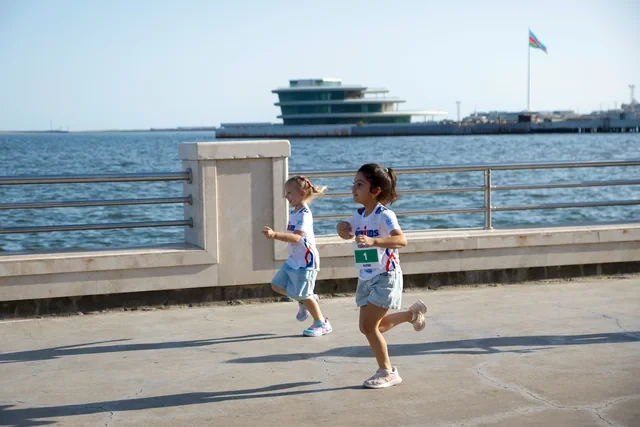 Media.az - Новости Азербайджана - В рамках Alufar IRONMAN 70.3 Baku прошли соревнования IRONKIDS и Fun Run