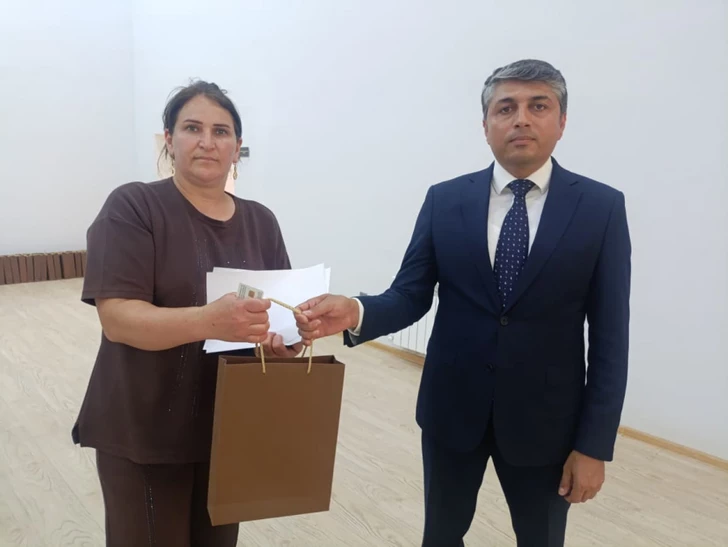 Media.az - Новости Азербайджана - Семьи, прибывшие сегодня в джебраильское село Шукюрбейли, получили ключи от новых домов