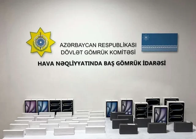 Media.az - Новости Азербайджана - В Баку пресекли попытку ввоза крупной партии Apple Watch и iPad