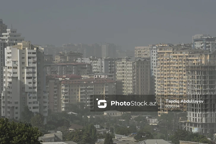 Концентрация пыли в воздухе Баку превысила норму в 2,2 раза