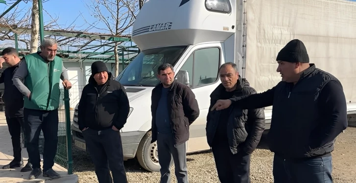 Водители из Азербайджана заявляют о высоких штрафах при транзите через Грузию