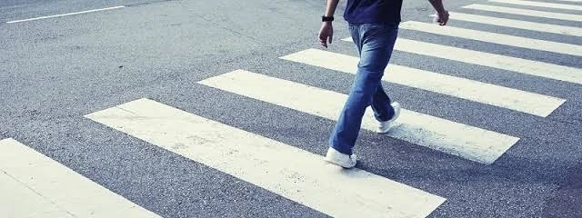 Переходят где попало: пешеходы создают аварийные ситуации в Баку и Сумгайыте