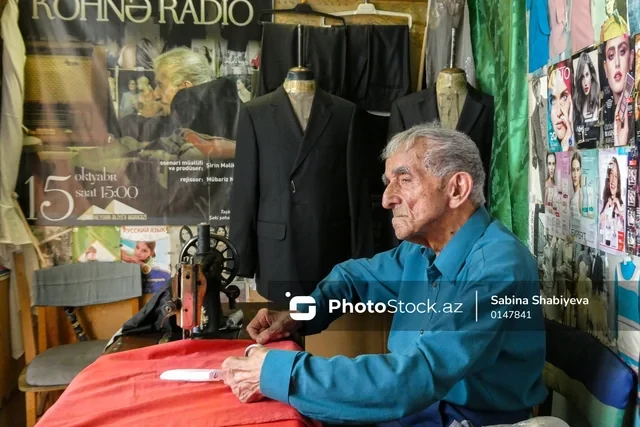 Media.az - Новости Азербайджана - 95-летний портной из Шеки, который 80 лет хранит любовь к своему ремеслу. Фоторепортаж