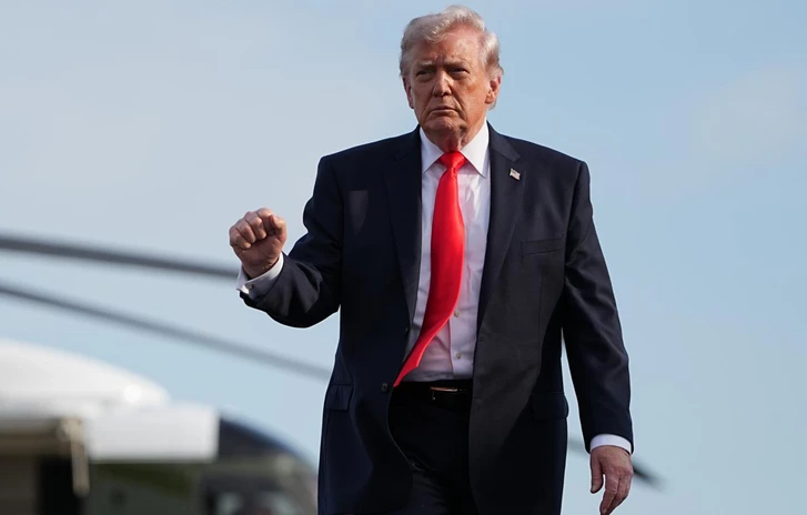 Трамп пригрозил «стереть иранцев с лица земли» при ударах по кораблям США
