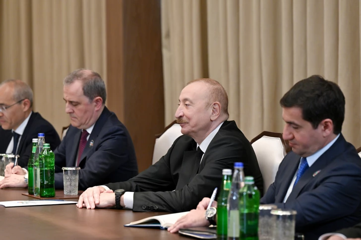 Media.az - Новости Азербайджана - Президент Ильхам Алиев встретился с главой Узбекистана Шавкатом Мирзиёевым