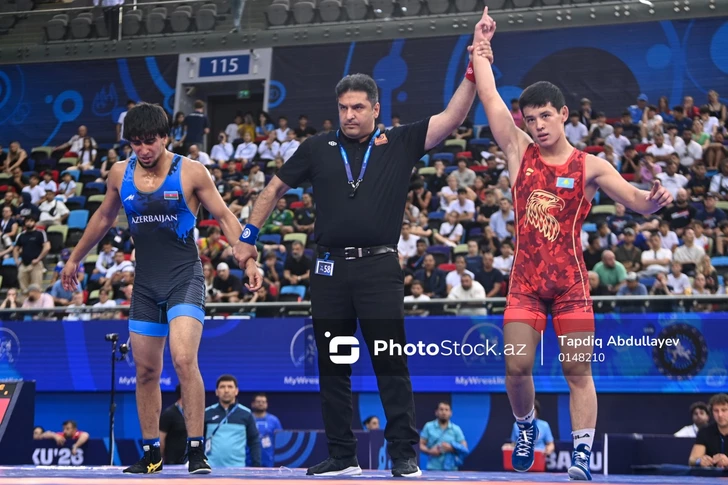 Азербайджанский борец Тунар Гулиев потерпел поражение на старте чемпионата мира U17