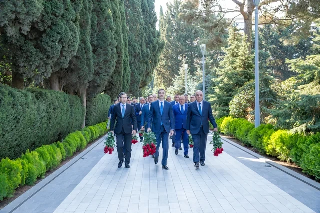 Media.az - Новости Азербайджана - В Азербайджане почтили память общенационального лидера Гейдара Алиева