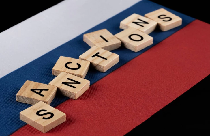 ЕС сохранит энергетические санкции против России до прекращения войны