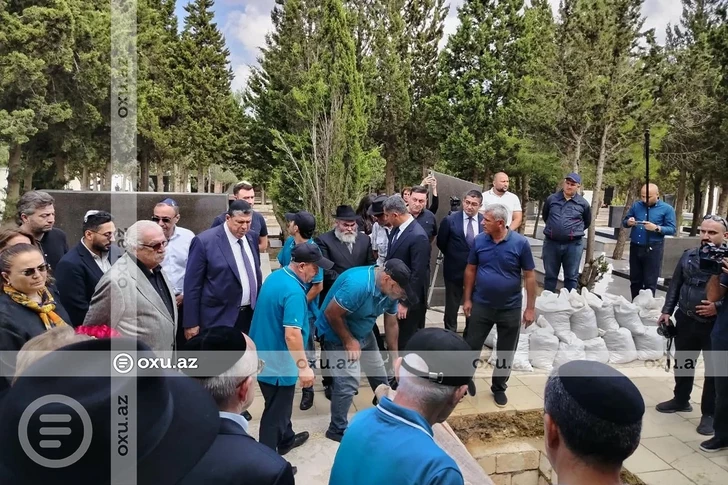 Media.az - Новости Азербайджана - В Баку состоялись похороны народного артиста Азербайджана Александра Шаровского