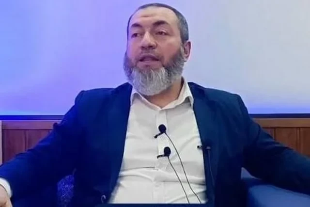 Media.az - Новости Азербайджана - QR-коды на надгробиях: религиовед объяснил, допустима ли такая практика в исламе