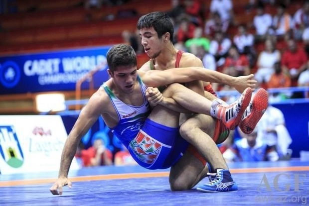 Азербайджанский чемпион одержал победу над армянином – ВИДЕО