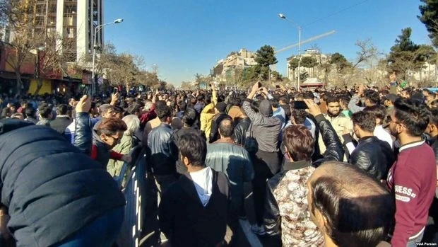 Нехватка воды привела к массовым протестам в Иране – ВИДЕО