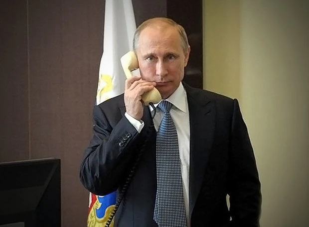 Путин позвонил королю Испании после победы