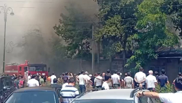 Media.az - Новости Азербайджана - Пожар в торговых объектах в Имишли полностью потушен