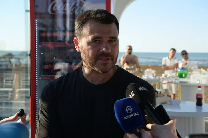Эмин Агаларов рассказал журналистам о развитии падела в Азербайджане