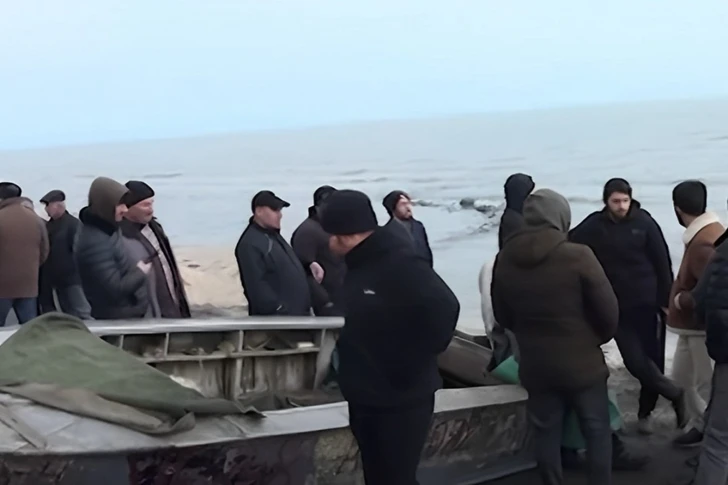 Найдено тело одного из пропавших в Каспийском море рыбаков