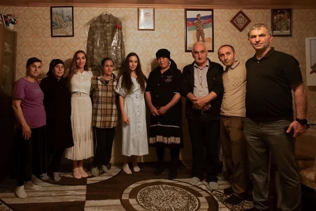 Лейла Алиева и Арзу Алиева посетили семью шехида в Лянкяране