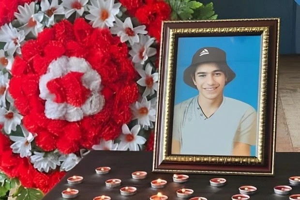 В Азербайджане умер школьник